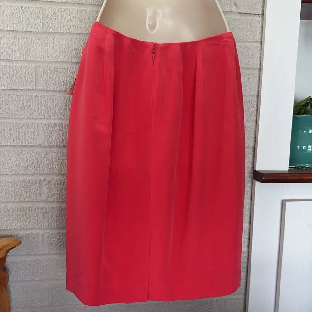 Episode by Carolyn Wight Freeman 100% Silk Skirt Bright Coral Size 8 Lined NWT